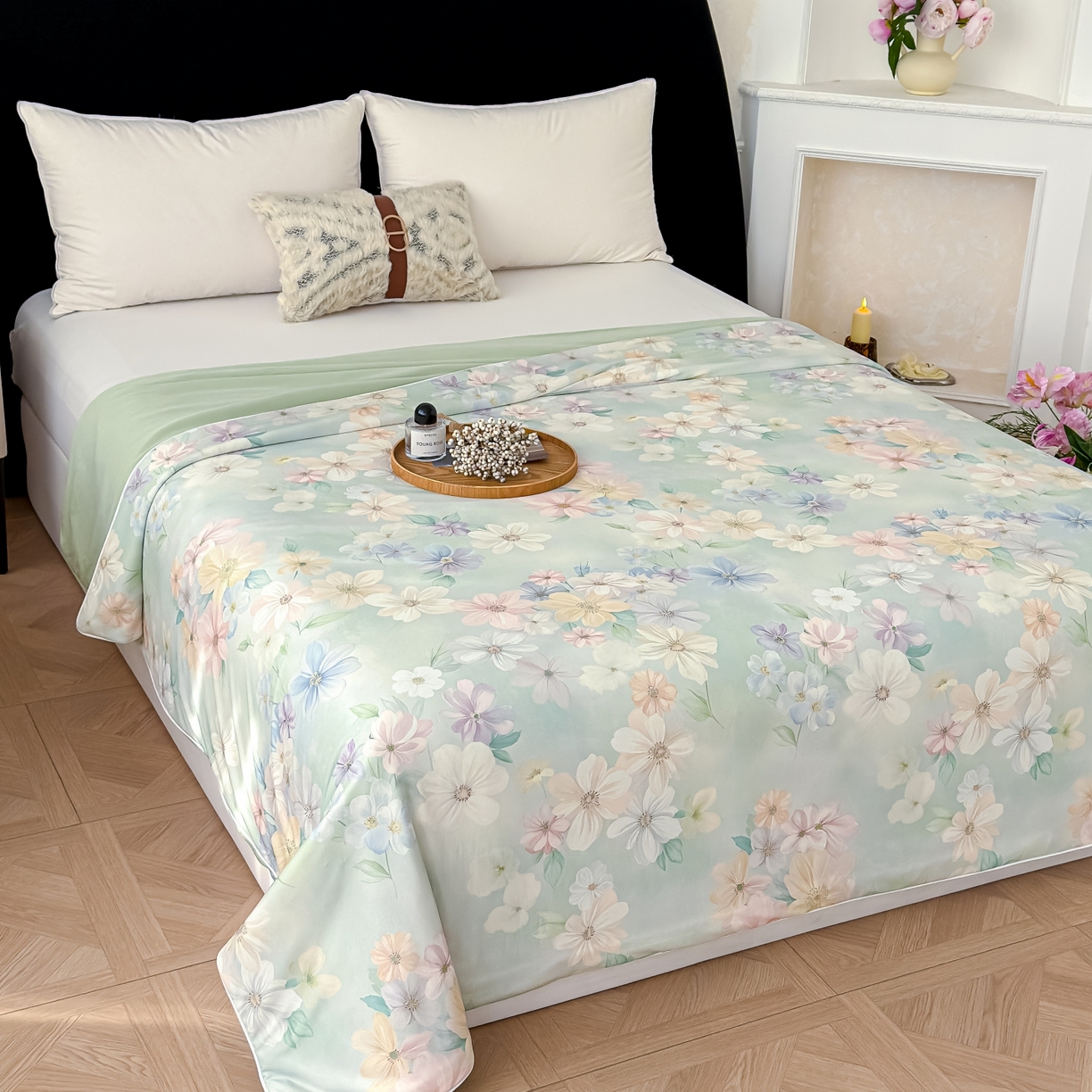 91家纺网 家纺一手货源 找家纺 圣尔雅家纺 2026春夏新款数码印花凉感丝夏被夏凉被空调被系列 梦朵（绿）