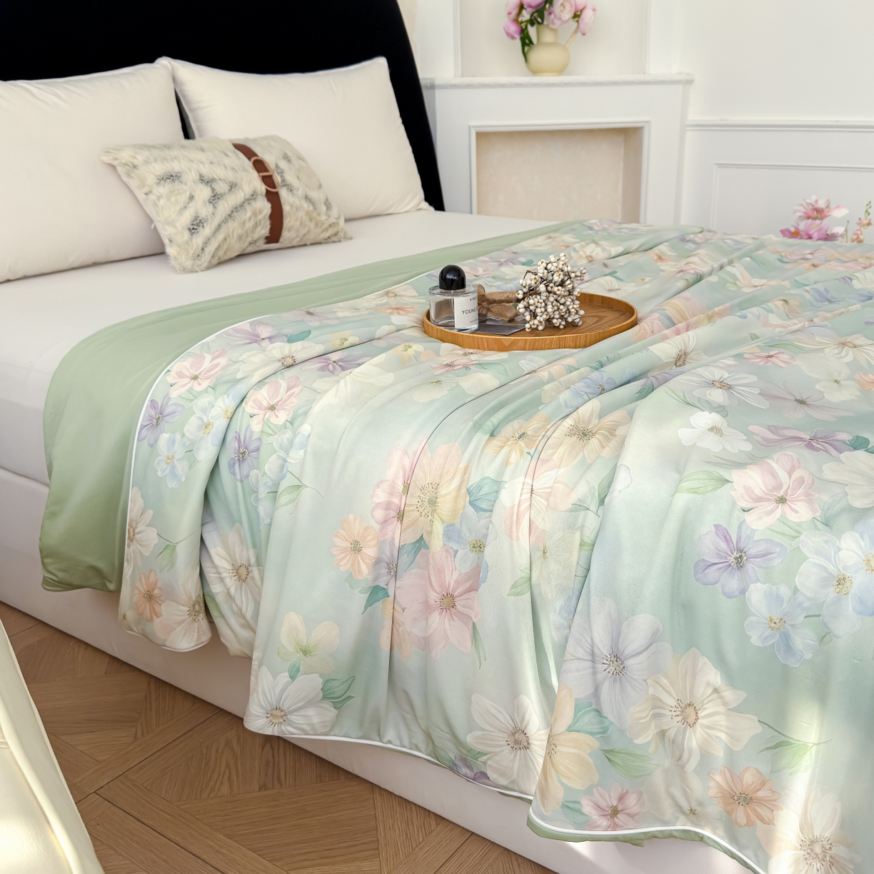 91家纺网 家纺一手货源 找家纺 圣尔雅家纺 2026春夏新款数码印花凉感丝夏被夏凉被空调被系列 梦朵（绿）