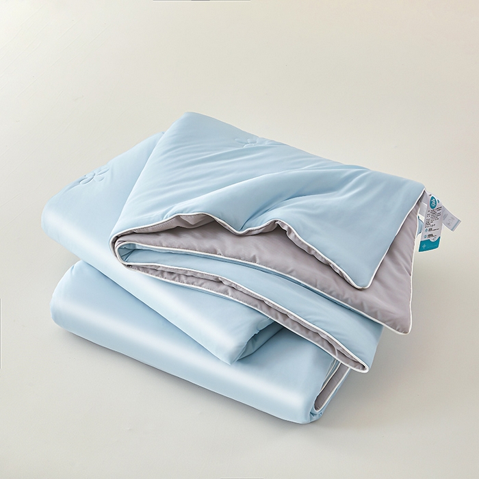 91家纺网 家纺一手货源 找家纺 （总）悦织语 2026新款A类云母凉感丝（含氨纶）+针织棉双面可用夏凉被空调被被子被芯