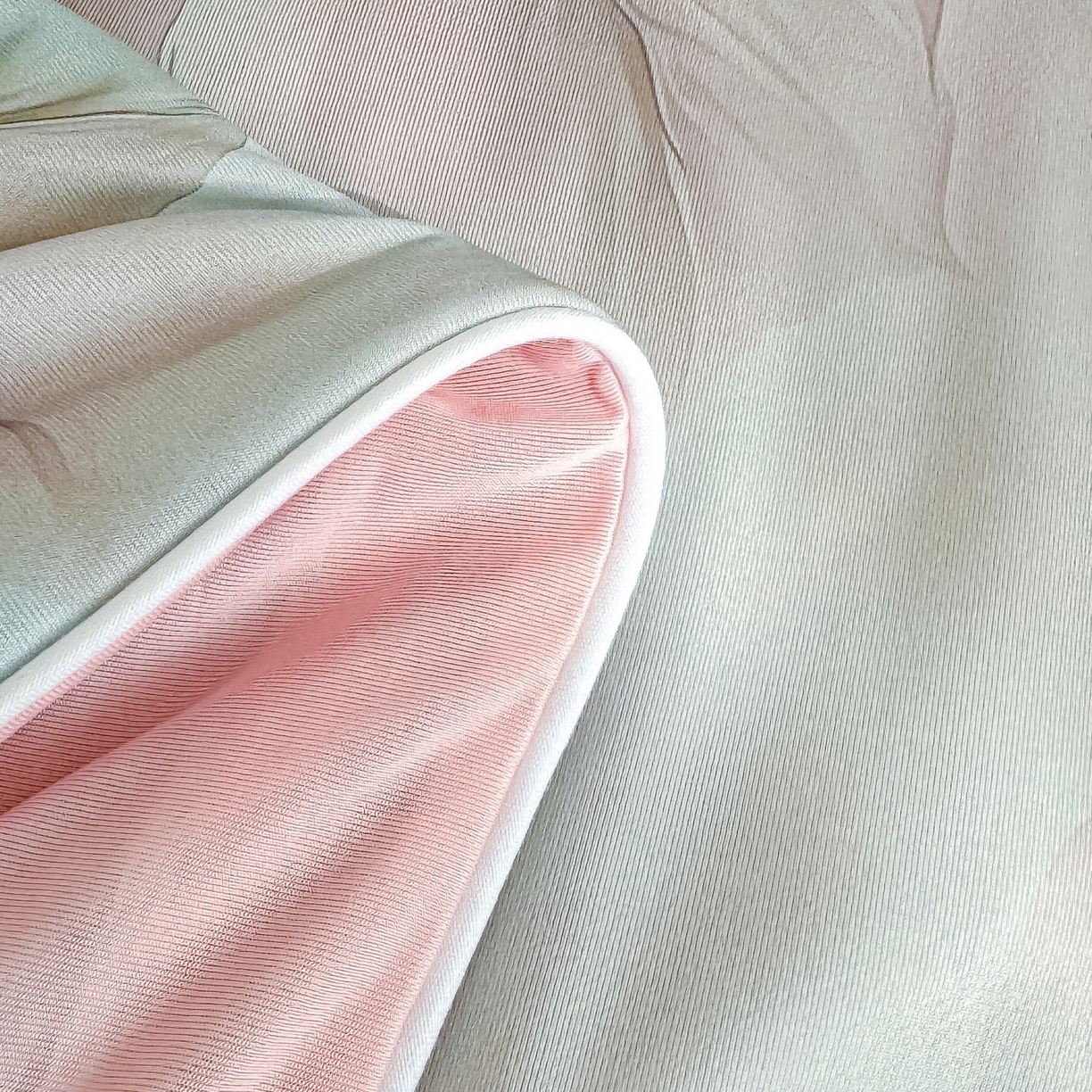 91家纺网 家纺一手货源 找家纺 圣尔雅家纺 2026春夏新款数码印花凉感丝夏被夏凉被空调被系列 千寻