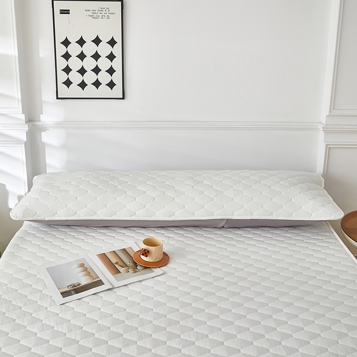 91家纺网 家纺一手货源 找家纺 三盛源 2026新款A类防水夹棉枕套枕芯套防头油双人1.2枕头套1.5夫妻枕头长款一体1.8枕芯套-洛卡系列（支持小批量定制尺寸） 洛卡系列-奶昔白