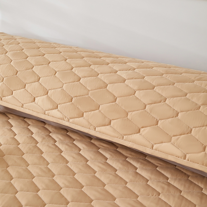 91家纺网 家纺一手货源 找家纺 三盛源 2026新款A类防水夹棉枕套枕芯套防头油双人1.2枕头套1.5夫妻枕头长款一体1.8枕芯套-洛卡系列（支持小批量定制尺寸） 洛卡系列-卡其