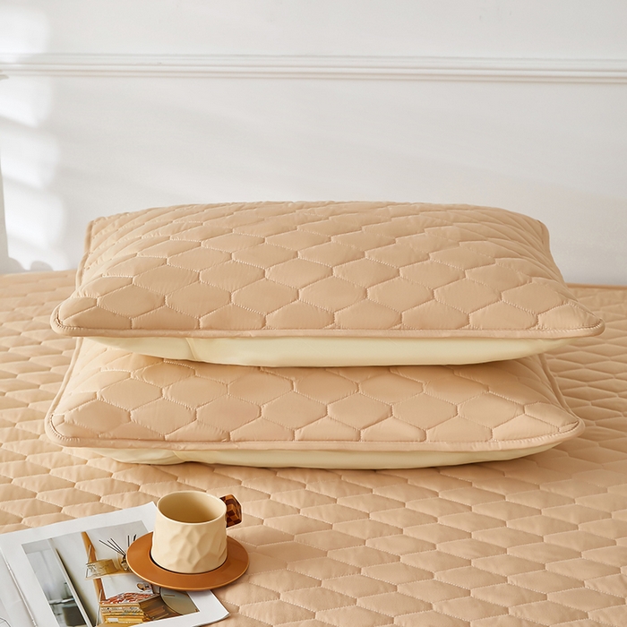 91家纺网 家纺一手货源 找家纺 三盛源 2026新款A类防水夹棉枕套枕芯套防头油双人1.2枕头套1.5夫妻枕头长款一体1.8枕芯套-洛卡系列（支持小批量定制尺寸） 洛卡系列-卡其