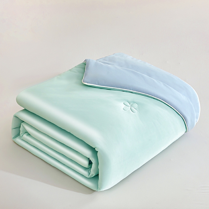 91家纺网 家纺一手货源 找家纺 悦织语 2026新款A类云母凉感丝（含氨纶）+针织棉双面可用夏凉被空调被被子被芯 丹青绿+天空蓝
