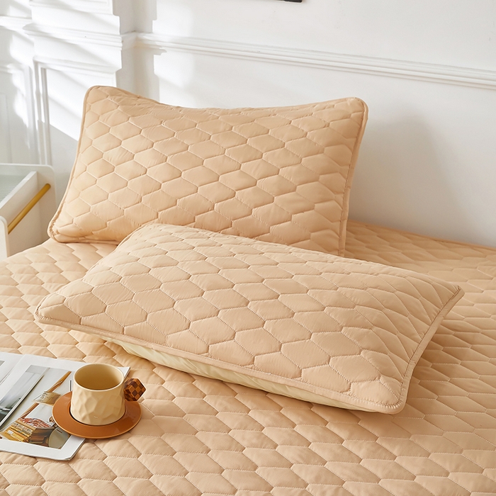 91家纺网 家纺一手货源 找家纺 三盛源 2026新款A类防水隔尿床笠单件夹棉加厚席梦思床垫保护罩防尘床单床罩床套-洛卡系列（支持小批量定制尺寸） 洛卡系列-卡其