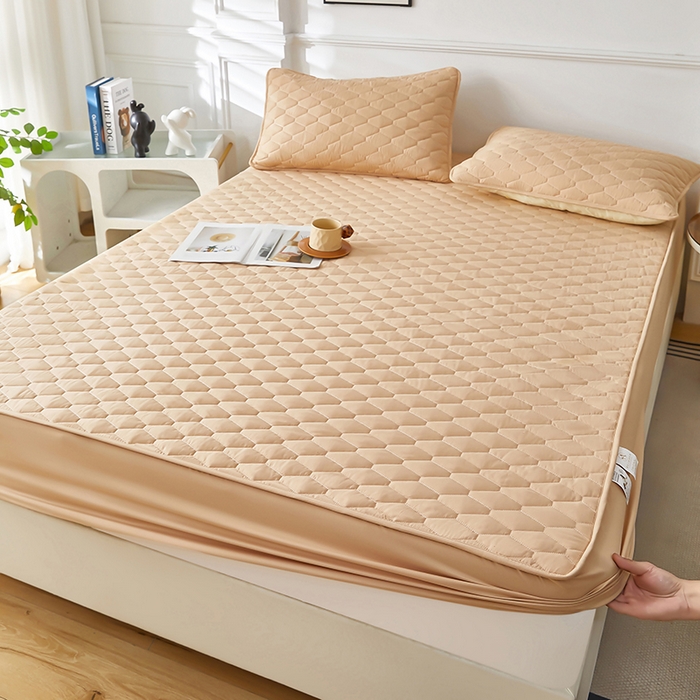 91家纺网 家纺一手货源 找家纺 三盛源 2026新款A类防水隔尿床笠单件夹棉加厚席梦思床垫保护罩防尘床单床罩床套-洛卡系列（支持小批量定制尺寸） 洛卡系列-卡其