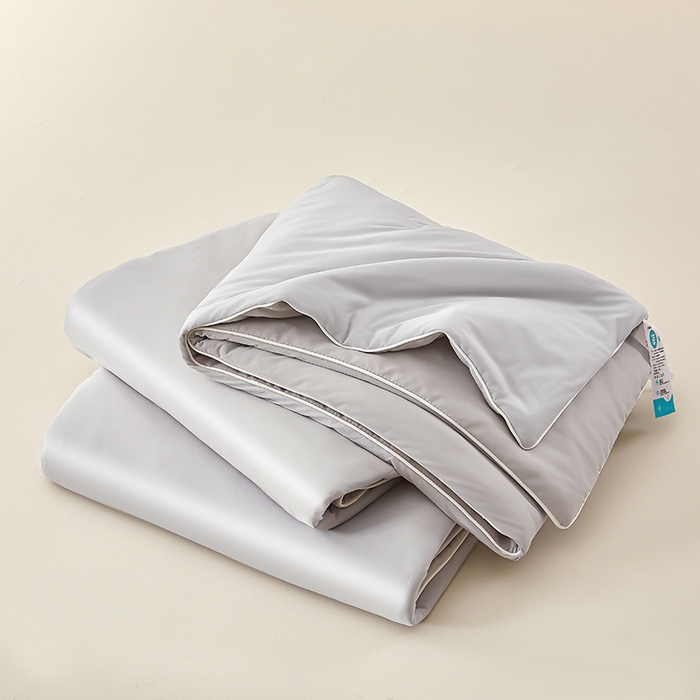 91家纺网 家纺一手货源 找家纺 悦织语 2026新款A类云母凉感丝（含氨纶）+针织棉双面可用夏凉被空调被被子被芯 山灰+中灰