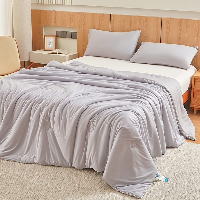 91家纺网 家纺一手货源 找家纺 悦织语 2026新款A类云母凉感丝（含氨纶）+针织棉双面可用夏凉被空调被被子被芯 山灰+中灰