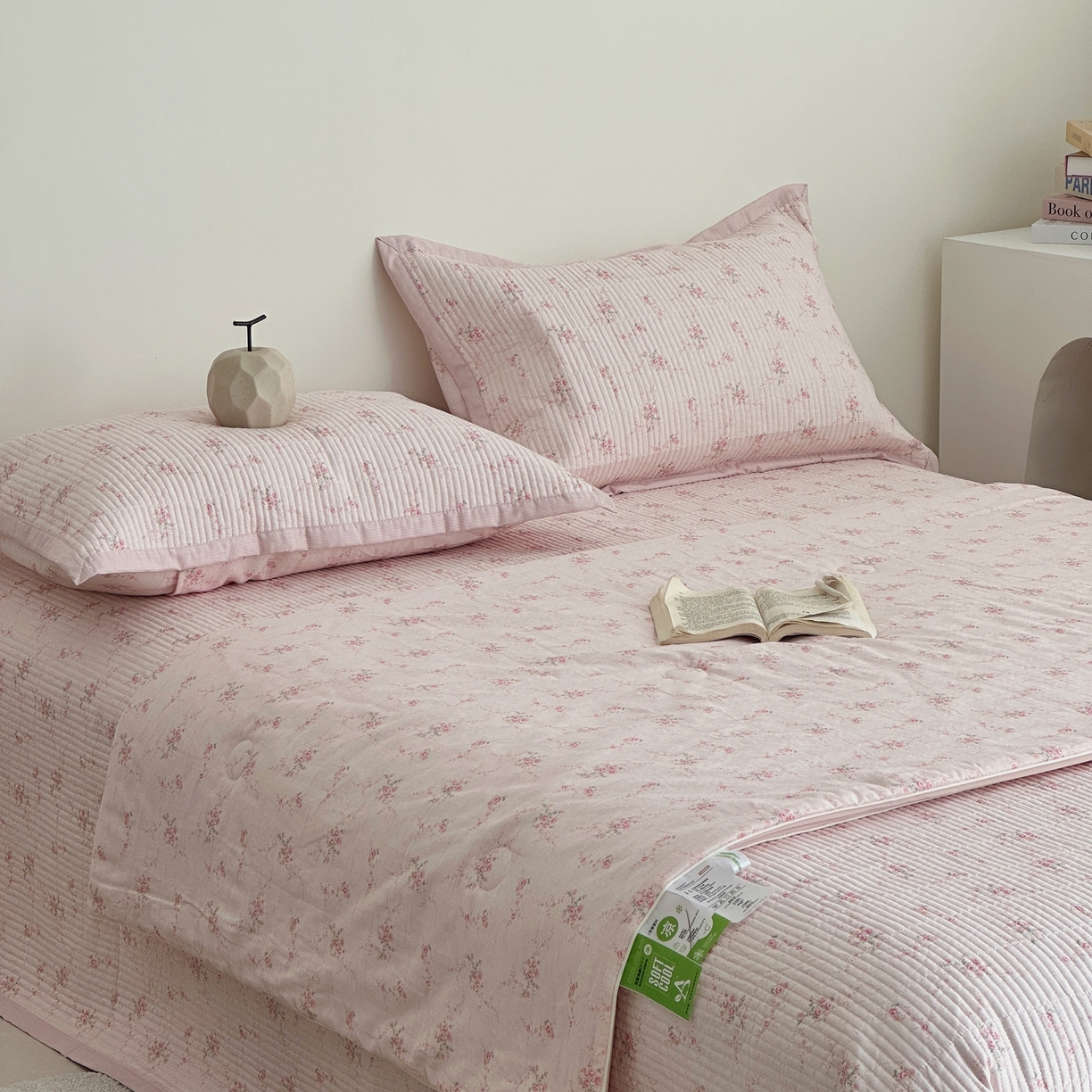 91家纺网 家纺一手货源 找家纺 佰织鑫家居 2026新款全棉双层纱床盖款锦氨夏被四件套 初夏