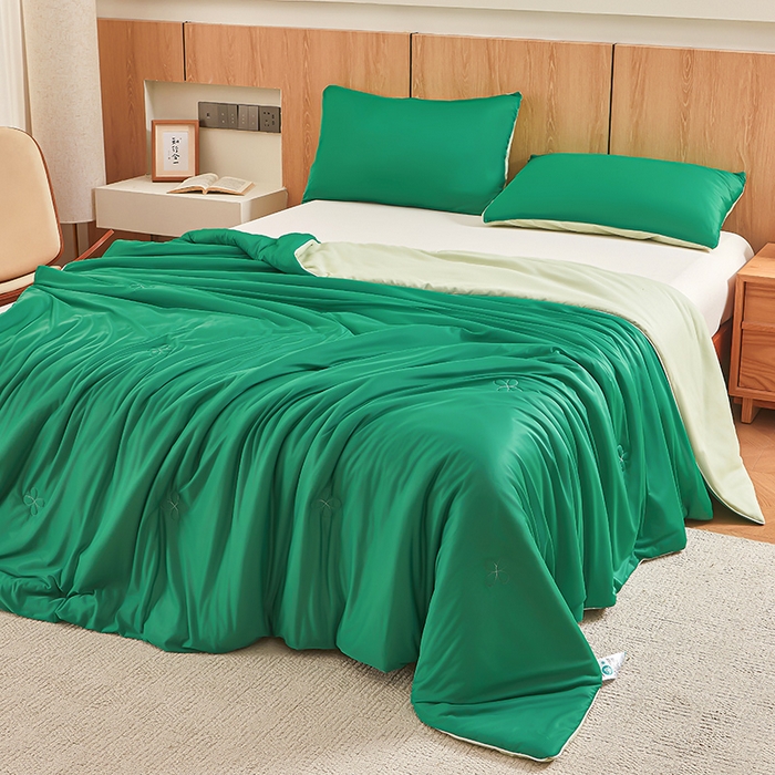 91家纺网 家纺一手货源 找家纺 悦织语 2026新款A类云母凉感丝（含氨纶）+针织棉双面可用夏凉被空调被被子被芯 西瓜绿+浅绿