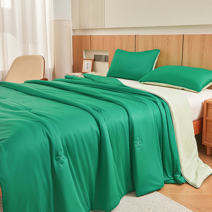 91家纺网 家纺一手货源 找家纺 悦织语 2026新款A类云母凉感丝（含氨纶）+针织棉双面可用夏凉被空调被被子被芯 西瓜绿+浅绿