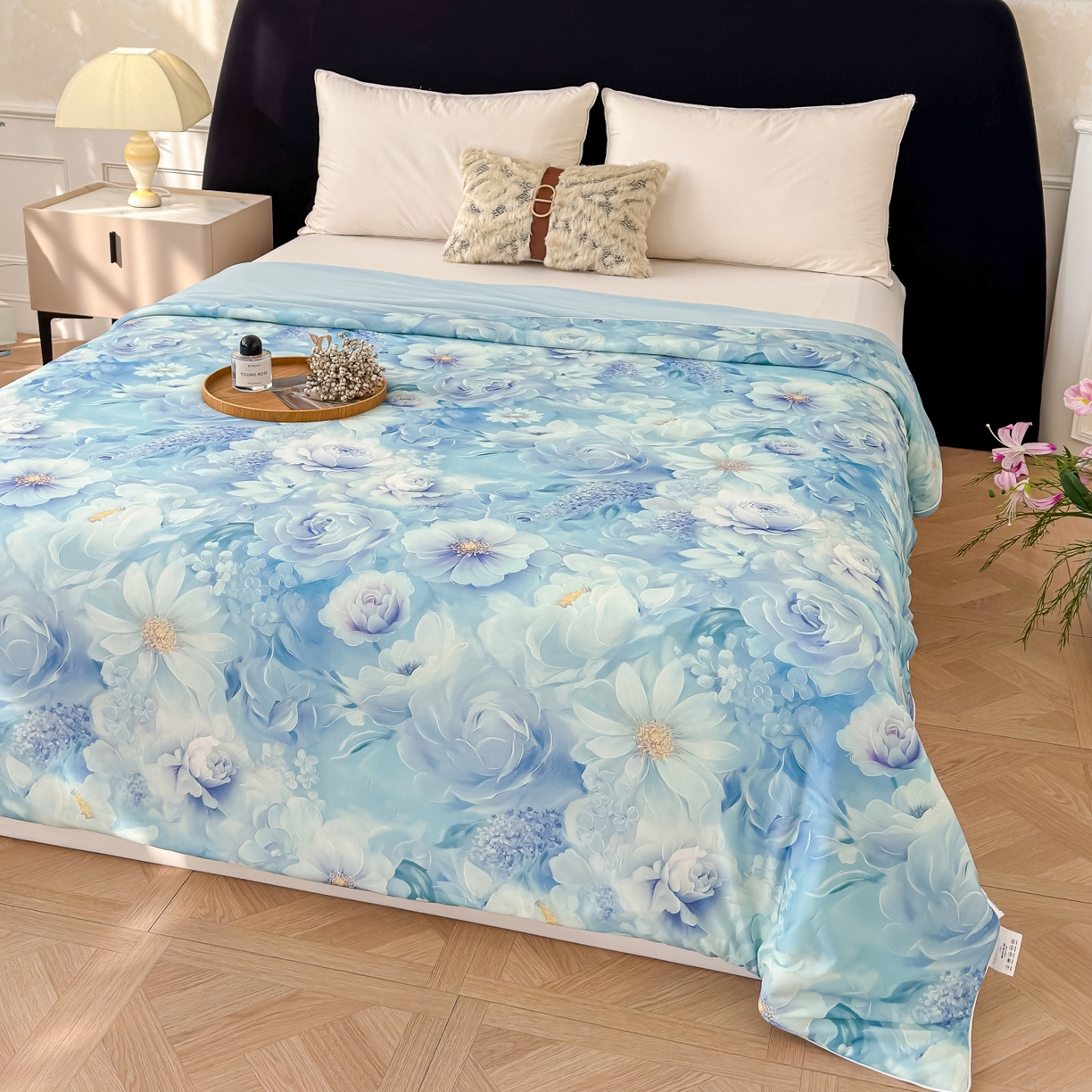 91家纺网 家纺一手货源 找家纺 圣尔雅家纺 2026春夏新款数码印花凉感丝夏被夏凉被空调被系列 柔依