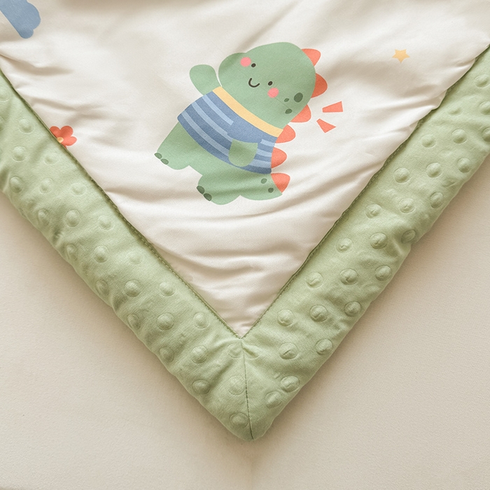 91家纺网 家纺一手货源 找家纺 悦织语 2026新款水洗棉双层纱豆豆被大豆夏凉被 恐龙日记