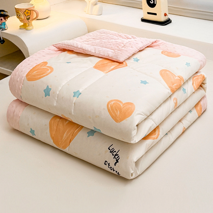 91家纺网 家纺一手货源 找家纺 悦织语 2026新款水洗棉双层纱豆豆被大豆夏凉被 爱心满满