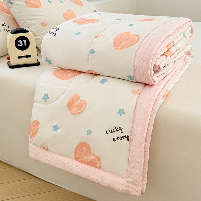 91家纺网 家纺一手货源 找家纺 悦织语 2026新款水洗棉双层纱豆豆被大豆夏凉被 爱心满满