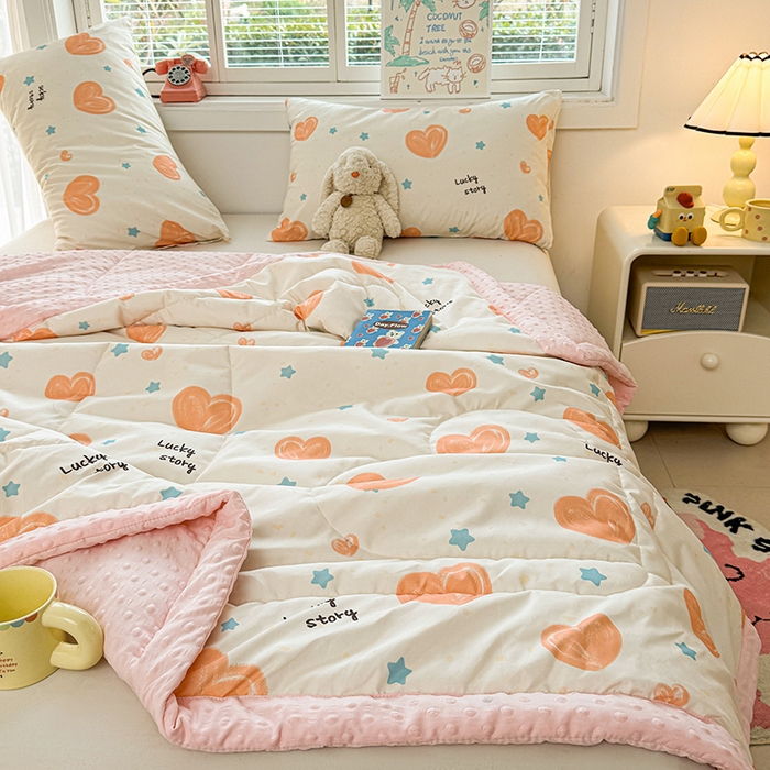 91家纺网 家纺一手货源 找家纺 悦织语 2026新款水洗棉双层纱豆豆被大豆夏凉被 爱心满满