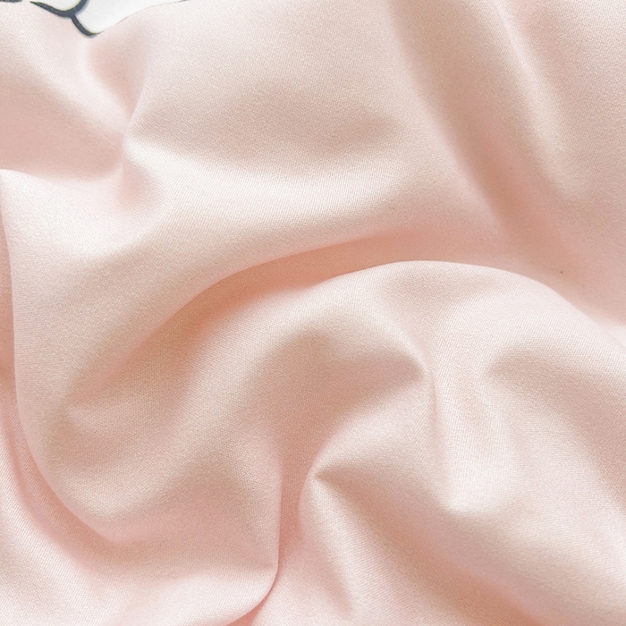 91家纺网 家纺一手货源 找家纺 悦织语 2026新款水洗棉双层纱豆豆被大豆夏凉被 草莓狗