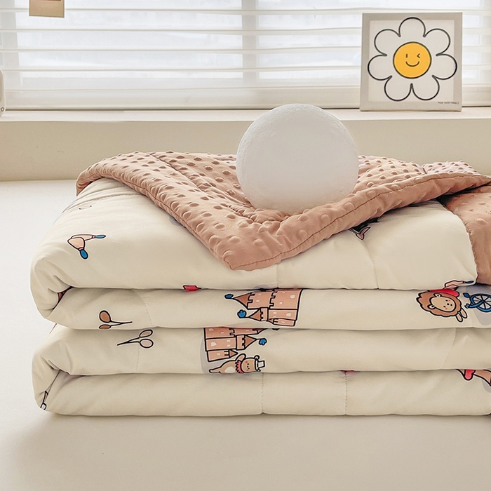 91家纺网 家纺一手货源 找家纺 悦织语 2026新款水洗棉双层纱豆豆被大豆夏凉被 嗨皮熊