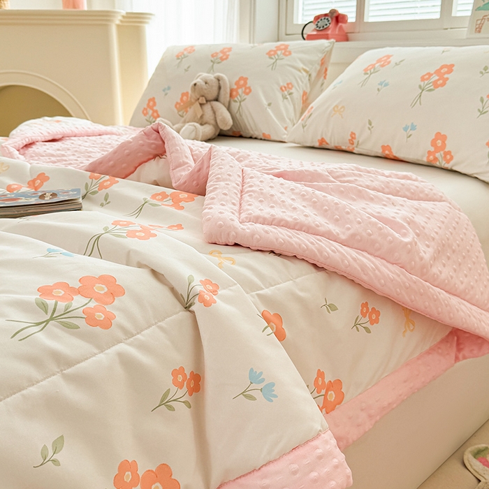 91家纺网 家纺一手货源 找家纺 悦织语 2026新款水洗棉双层纱豆豆被大豆夏凉被 花都仙子