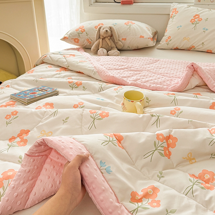 91家纺网 家纺一手货源 找家纺 悦织语 2026新款水洗棉双层纱豆豆被大豆夏凉被 花都仙子