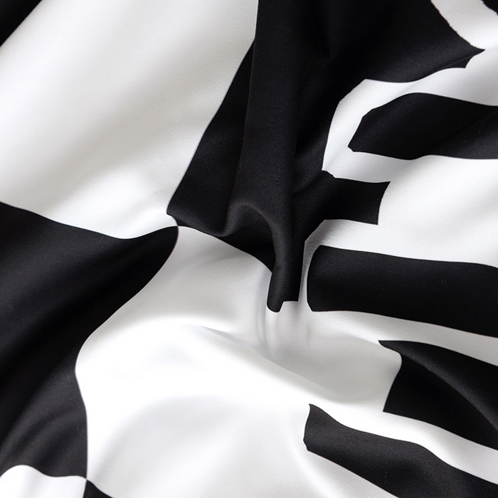 91家纺网 家纺一手货源 找家纺 摩卡（乐趣） 2026新款水洗真丝数码印花夏被四件套 棋盘格公仔