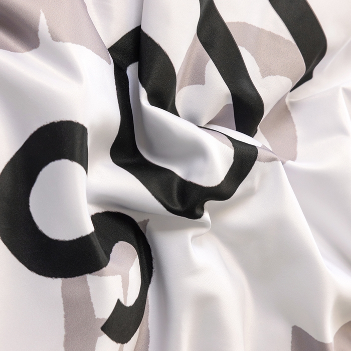 91家纺网 家纺一手货源 找家纺 摩卡（乐趣） 2026新款水洗真丝数码印花夏被四件套 熊头白