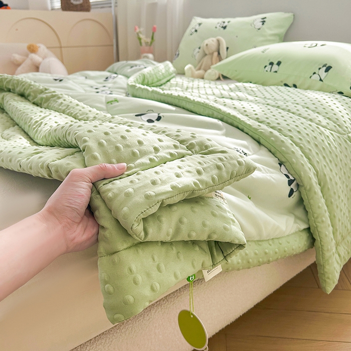 91家纺网 家纺一手货源 找家纺 悦织语 2026新款水洗棉双层纱豆豆被大豆夏凉被 欢乐熊猫