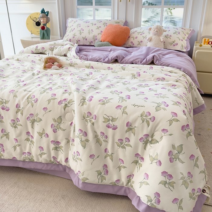 91家纺网 家纺一手货源 找家纺 悦织语 2026新款A类针织棉双层纱韩版夏被四件套空调被 紫风铃