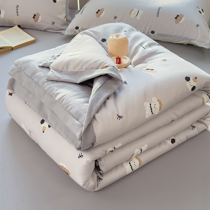 91家纺网 家纺一手货源 找家纺 悦织语 2026新款A类针织棉双层纱韩版夏被四件套空调被 小狗日记