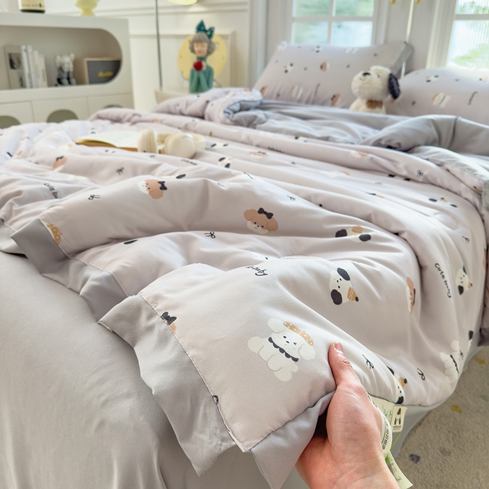 91家纺网 家纺一手货源 找家纺 悦织语 2026新款A类针织棉双层纱韩版夏被四件套空调被 小狗日记