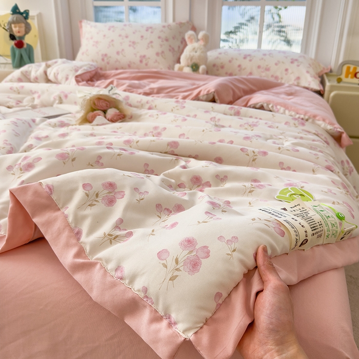 91家纺网 家纺一手货源 找家纺 悦织语 2026新款A类针织棉双层纱韩版夏被四件套空调被 半亩花田