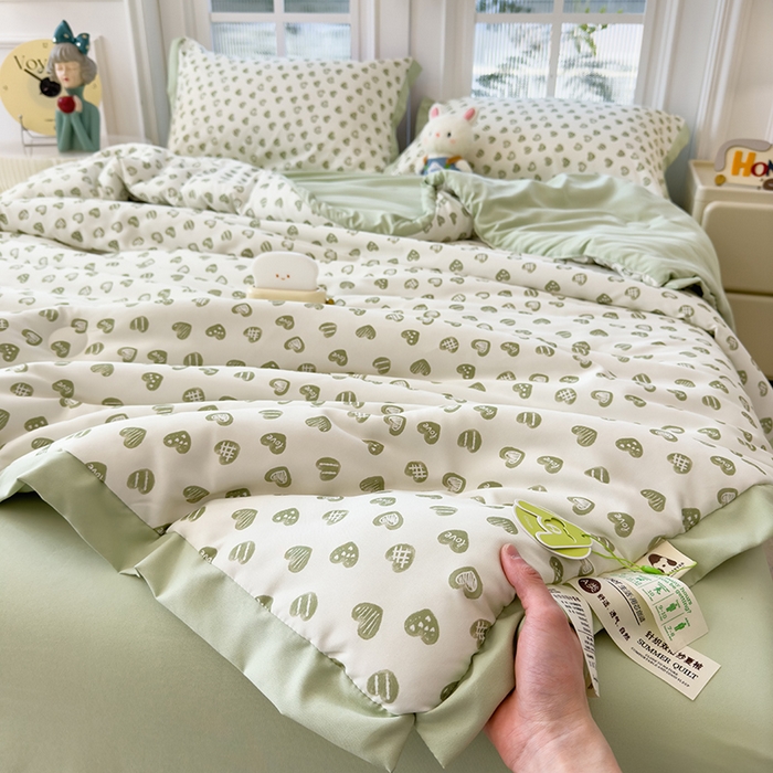 91家纺网 家纺一手货源 找家纺 悦织语 2026新款A类针织棉双层纱韩版夏被四件套空调被 绿色爱心