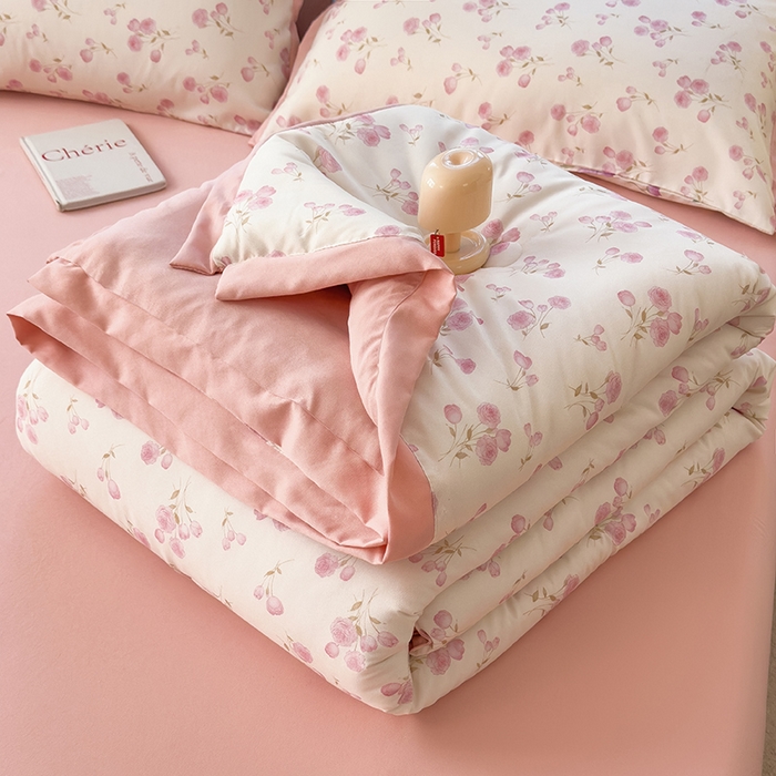 91家纺网 家纺一手货源 找家纺 悦织语 2026新款A类针织棉双层纱韩版夏被四件套空调被 半亩花田