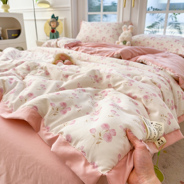 91家纺网 家纺一手货源 找家纺 悦织语 2026新款A类针织棉双层纱韩版夏被四件套空调被 半亩花田