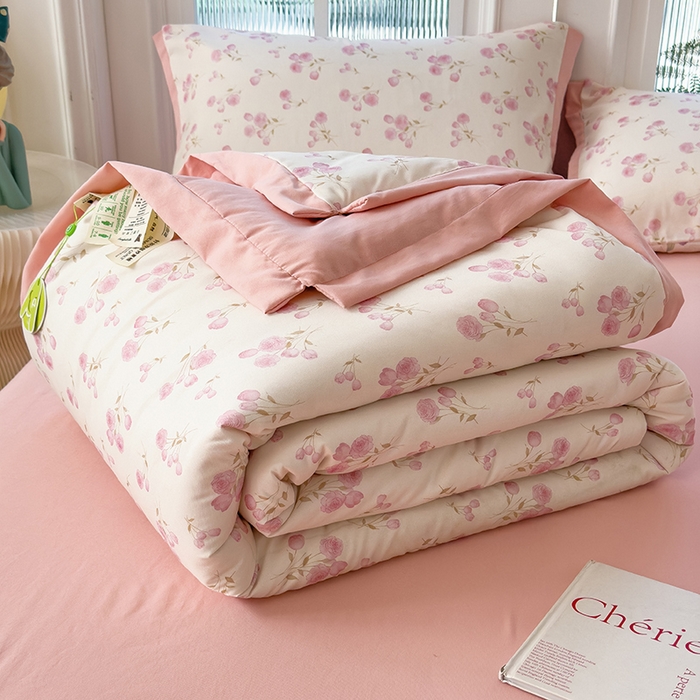 91家纺网 家纺一手货源 找家纺 悦织语 2026新款A类针织棉双层纱韩版夏被四件套空调被 半亩花田