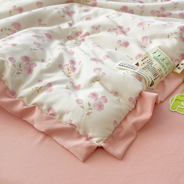 91家纺网 家纺一手货源 找家纺 悦织语 2026新款A类针织棉双层纱韩版夏被四件套空调被 半亩花田