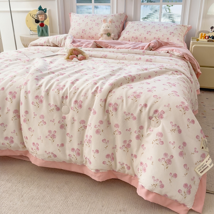 91家纺网 家纺一手货源 找家纺 悦织语 2026新款A类针织棉双层纱韩版夏被四件套空调被 半亩花田