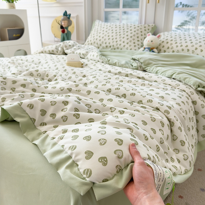 91家纺网 家纺一手货源 找家纺 悦织语 2026新款A类针织棉双层纱韩版夏被四件套空调被 绿色爱心