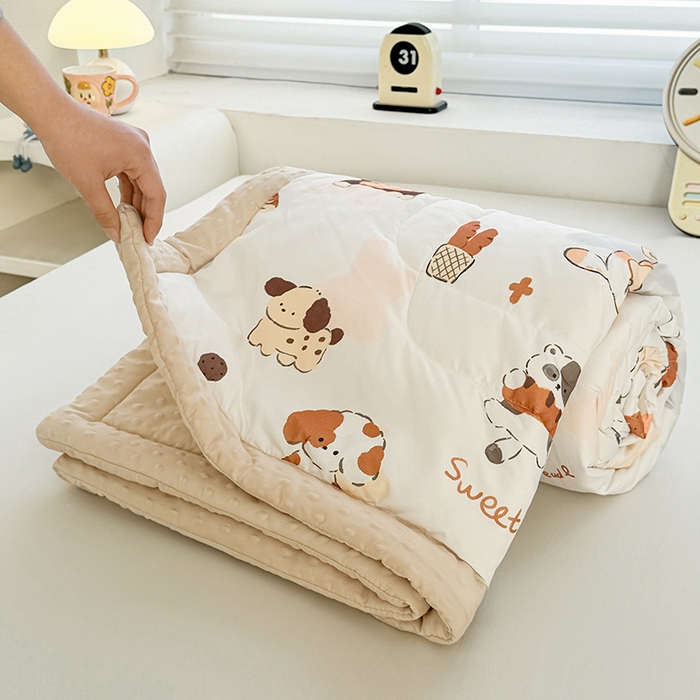 91家纺网 家纺一手货源 找家纺 悦织语 2026新款水洗棉双层纱豆豆被大豆夏凉被 米洛狗狗