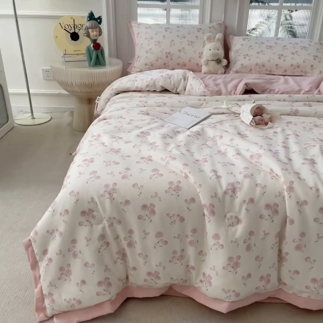 91家纺网 家纺一手货源 找家纺 悦织语 2026新款A类针织棉双层纱韩版夏被四件套空调被 半亩花田