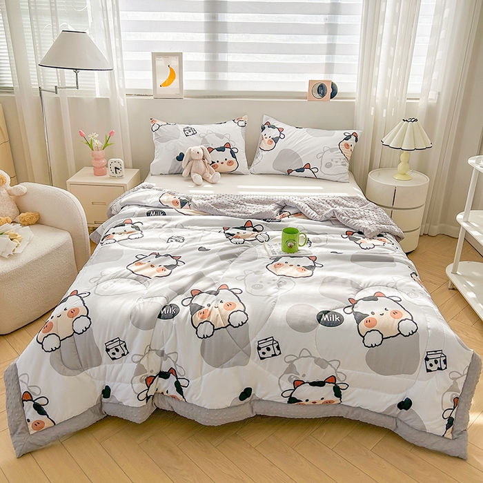 91家纺网 家纺一手货源 找家纺 悦织语 2026新款水洗棉双层纱豆豆被大豆夏凉被 软萌妞妞