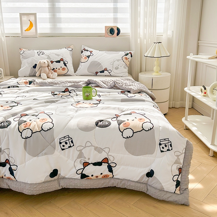 91家纺网 家纺一手货源 找家纺 悦织语 2026新款水洗棉双层纱豆豆被大豆夏凉被 软萌妞妞