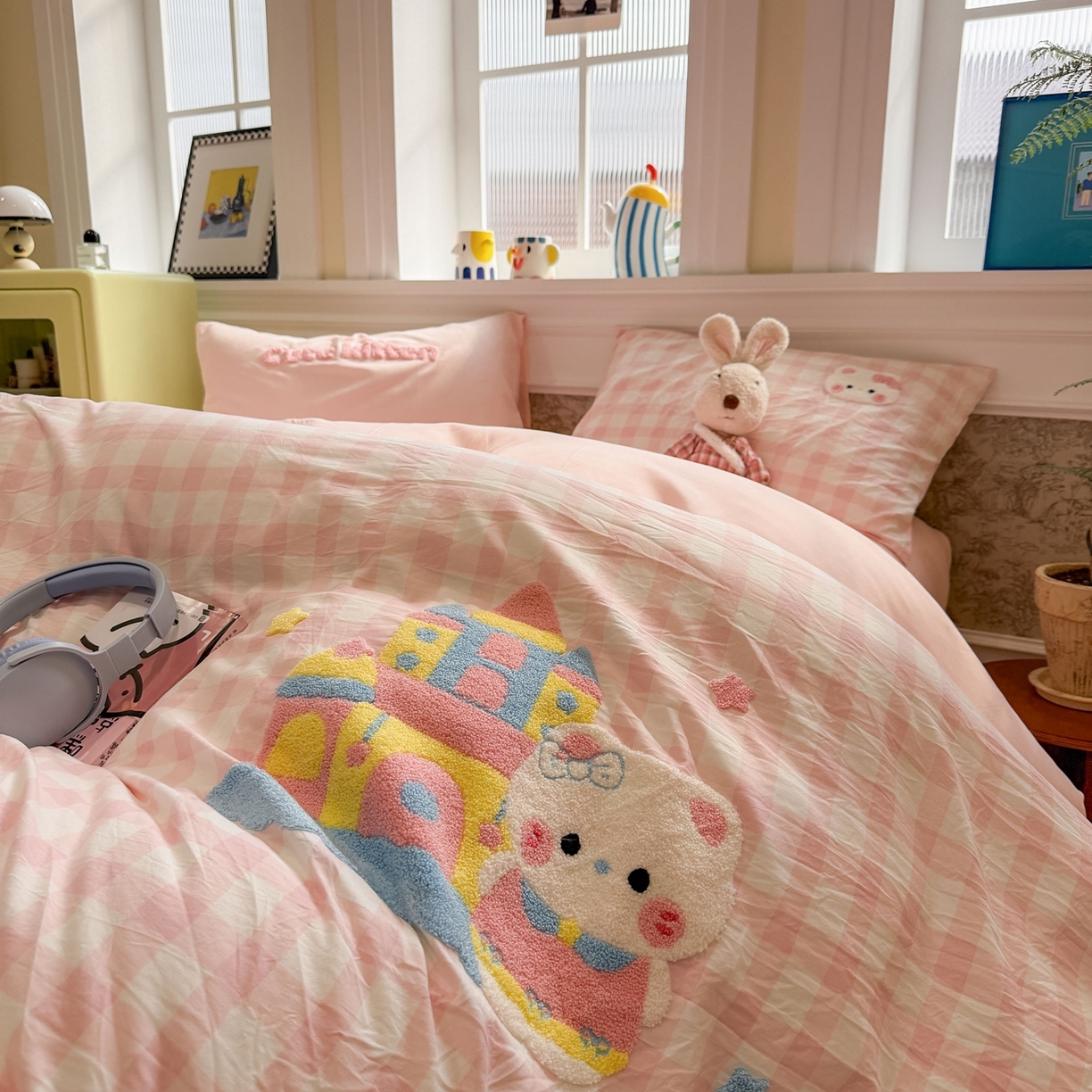 91家纺网 家纺一手货源 找家纺 我心家纺 2026新款水洗棉毛巾绣四件套 公主猫-粉格