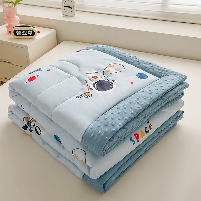 91家纺网 家纺一手货源 找家纺 悦织语 2026新款水洗棉双层纱豆豆被大豆夏凉被 太空超人