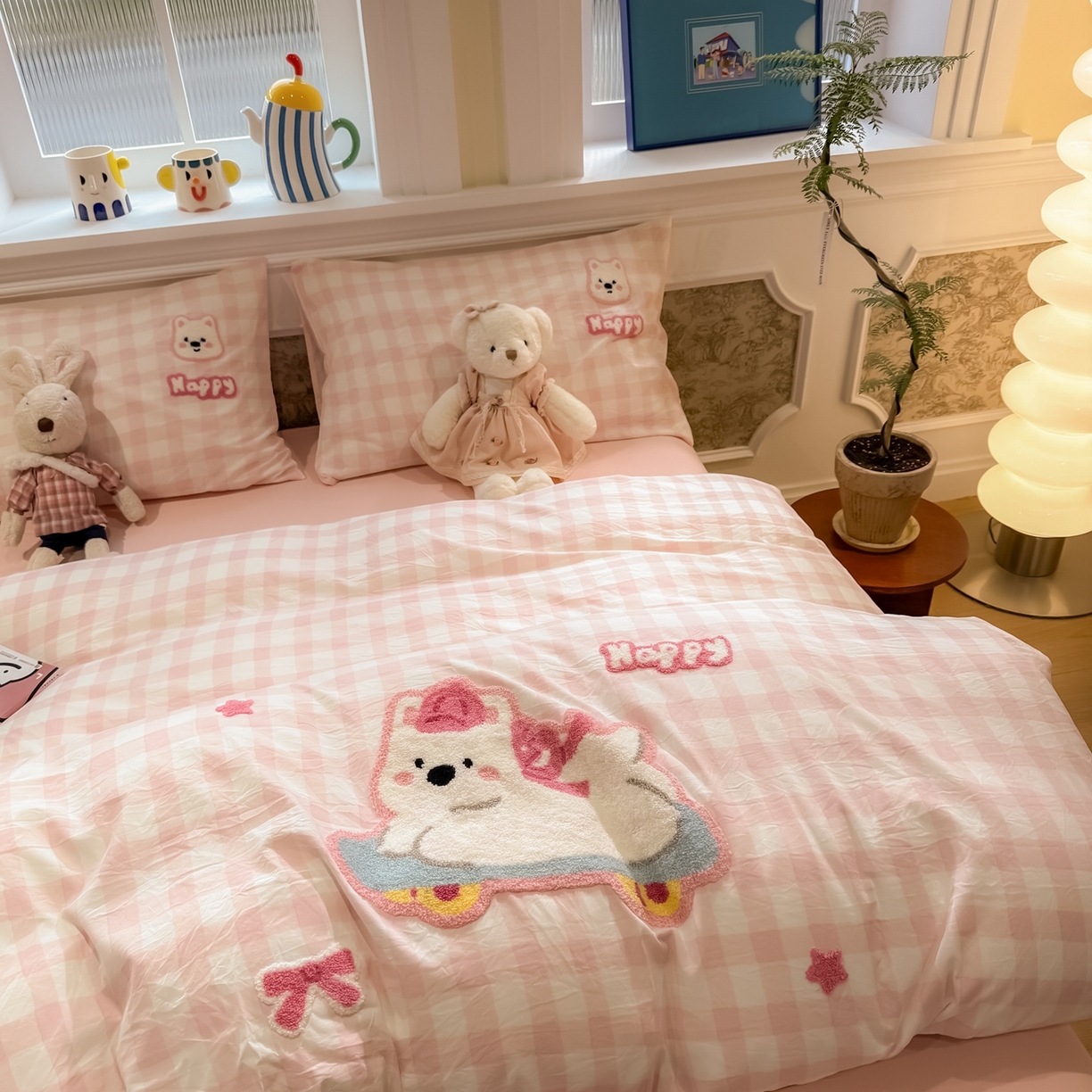 91家纺网 家纺一手货源 找家纺 我心家纺 2026新款水洗棉毛巾绣四件套 滑板西高地-粉格