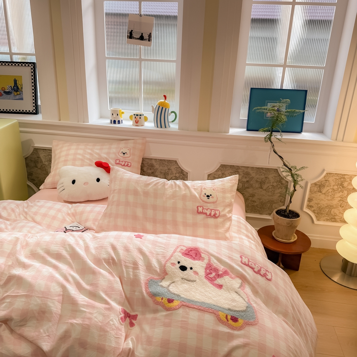 91家纺网 家纺一手货源 找家纺 我心家纺 2026新款水洗棉毛巾绣四件套 滑板西高地-粉格