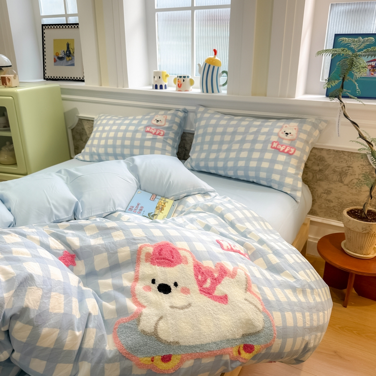 91家纺网 家纺一手货源 找家纺 我心家纺 2026新款水洗棉毛巾绣四件套 滑板西高地-蓝格