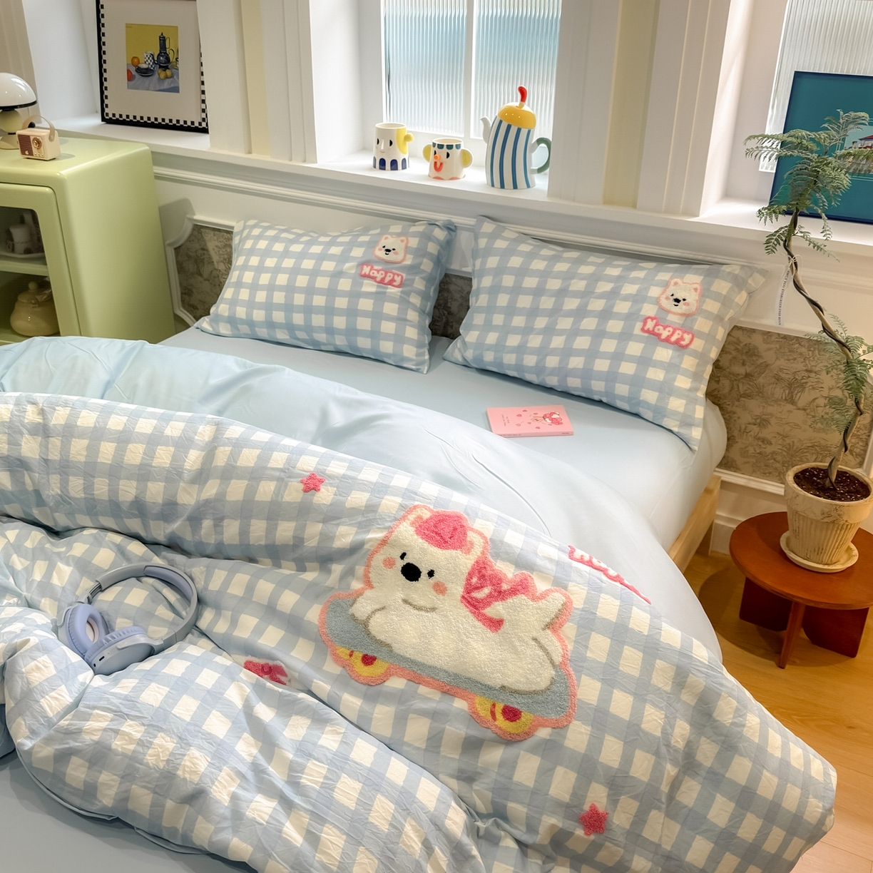 91家纺网 家纺一手货源 找家纺 我心家纺 2026新款水洗棉毛巾绣四件套 滑板西高地-蓝格