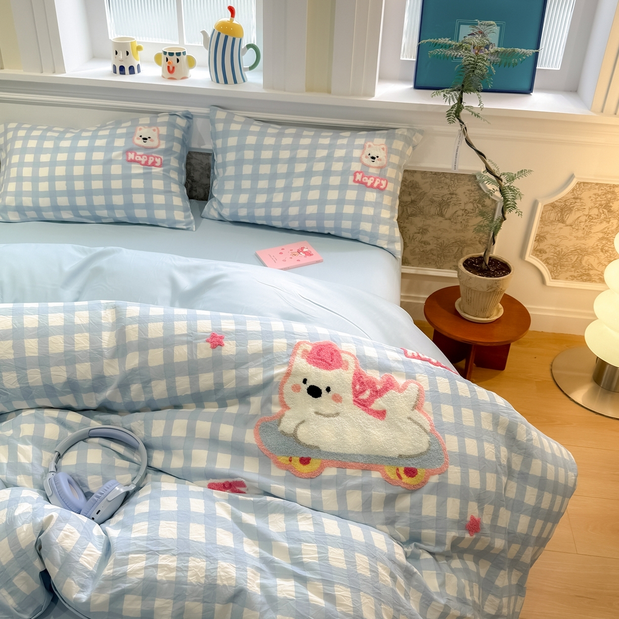 91家纺网 家纺一手货源 找家纺 我心家纺 2026新款水洗棉毛巾绣四件套 滑板西高地-蓝格