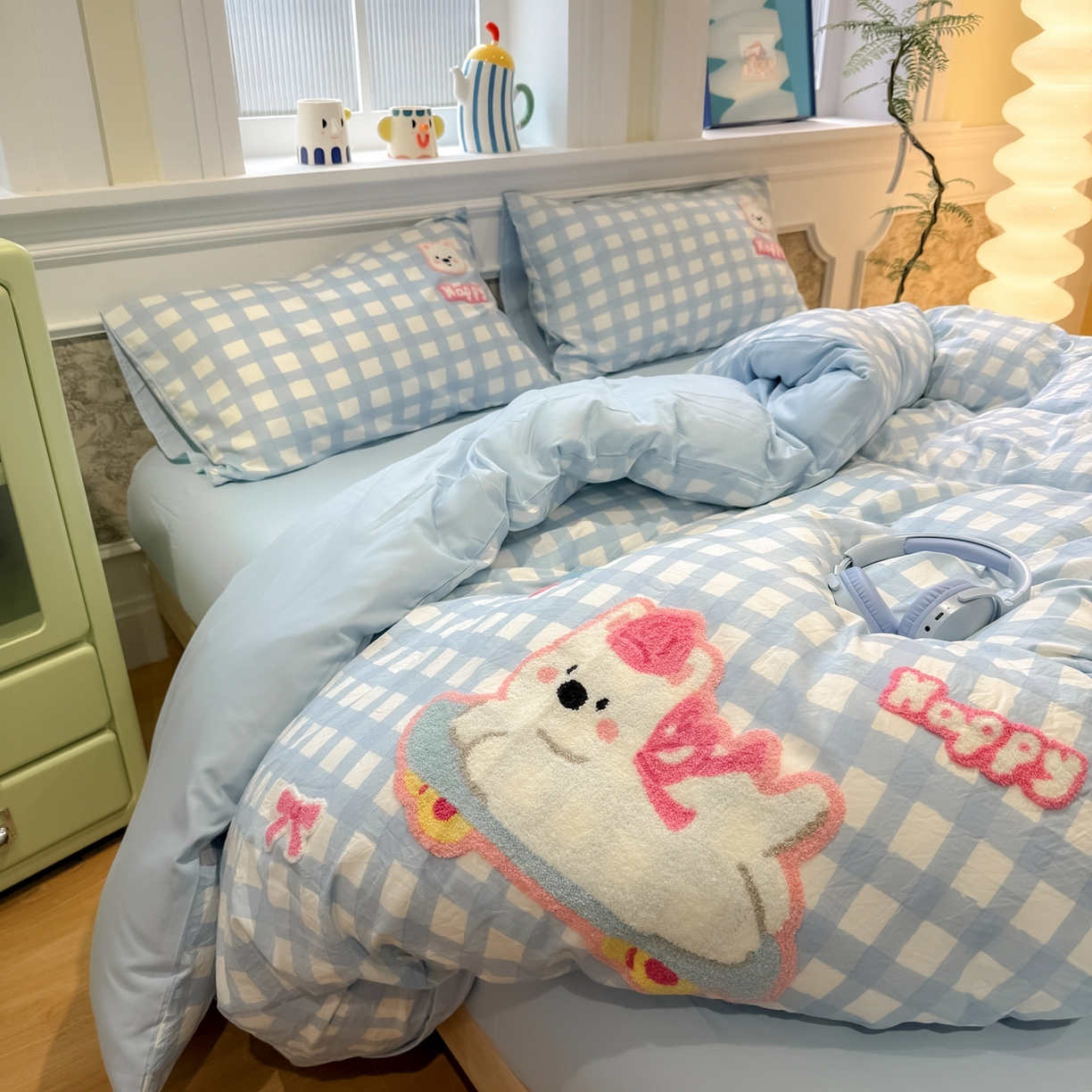 91家纺网 家纺一手货源 找家纺 我心家纺 2026新款水洗棉毛巾绣四件套 滑板西高地-蓝格